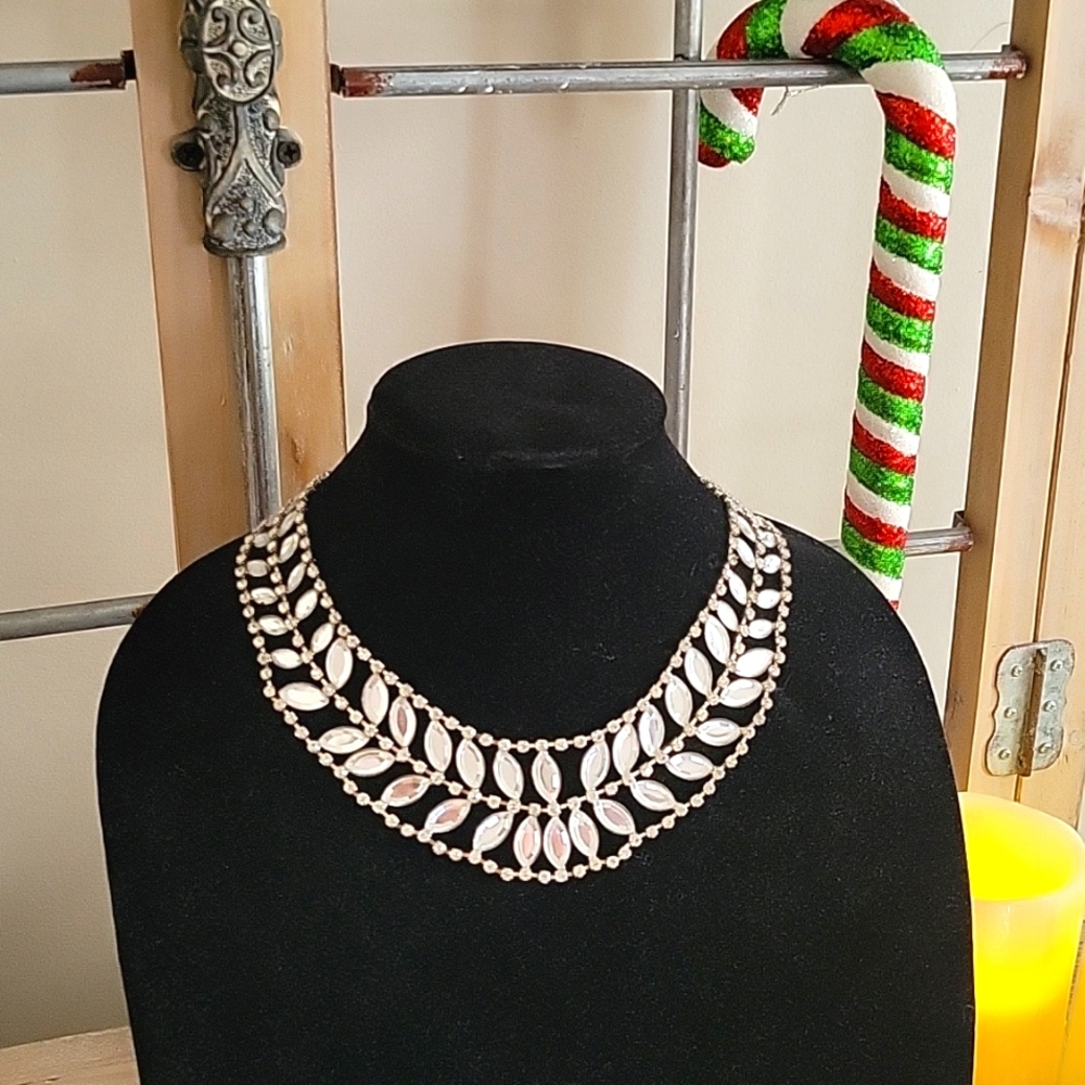 Rhinestone necklace 18" with 3" extender chain.